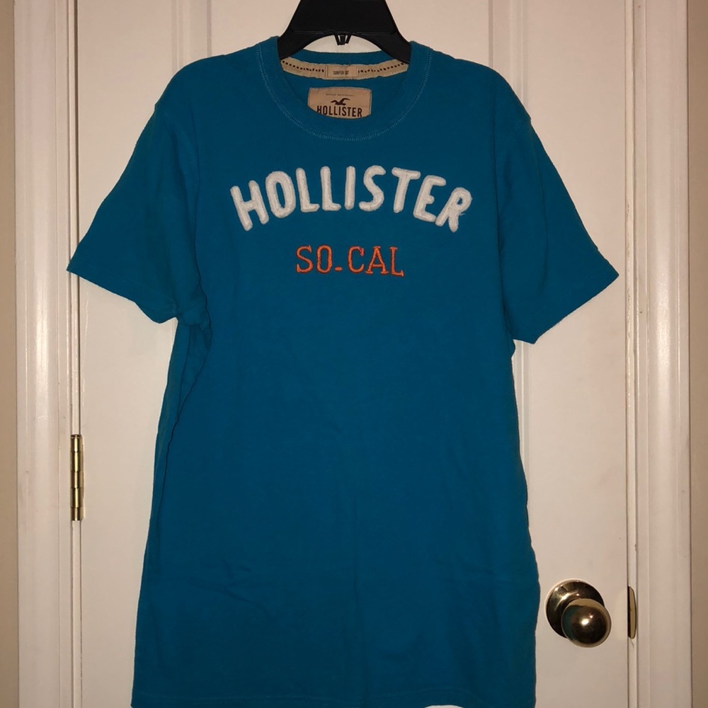 Hollister Tee